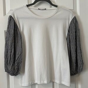 Zara White Top with Black Plaid Sleeves